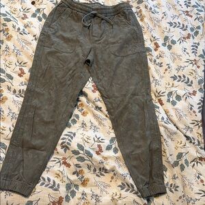Men's Olive Jogger Pants